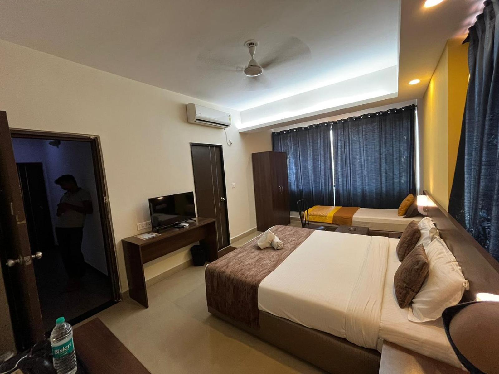 Relax Holiday Home,Margao Railway Station Buitenkant foto