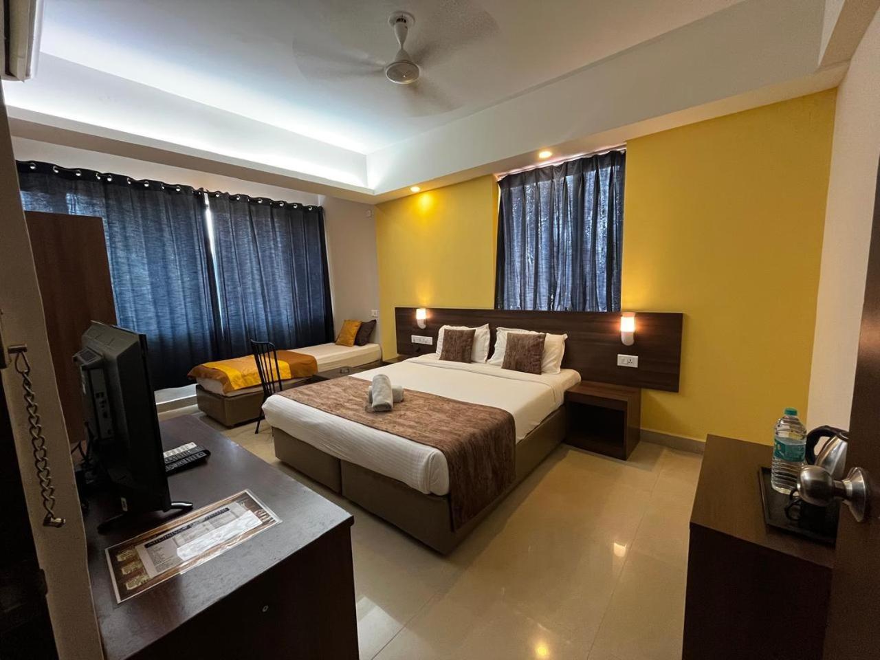 Relax Holiday Home,Margao Railway Station Buitenkant foto